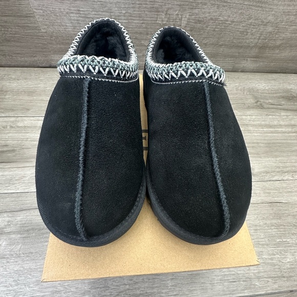 WOMEN'S UGG TASMAN SLIPPERS, COLOR BLACK BRAND NEW NEVER WORN WITH BOXES - Picture 4 of 6